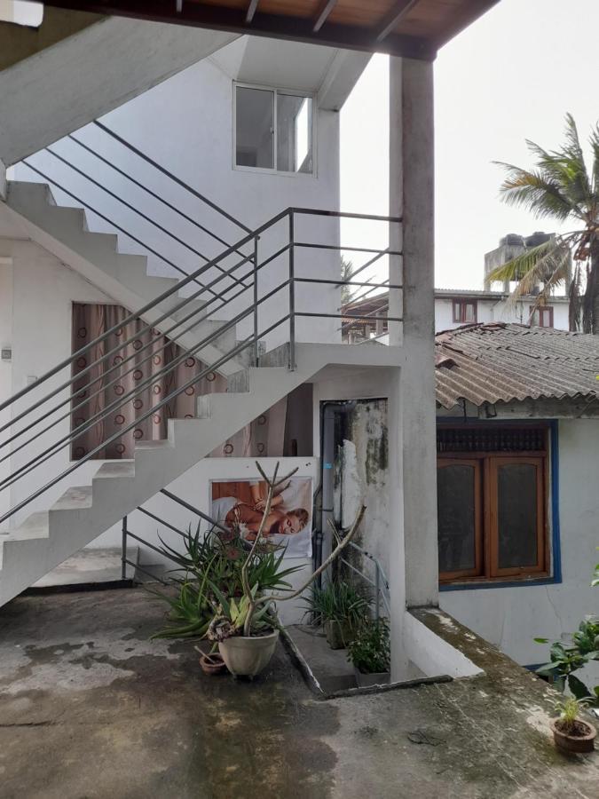 Hotel Remember Hikkaduwa Extérieur photo