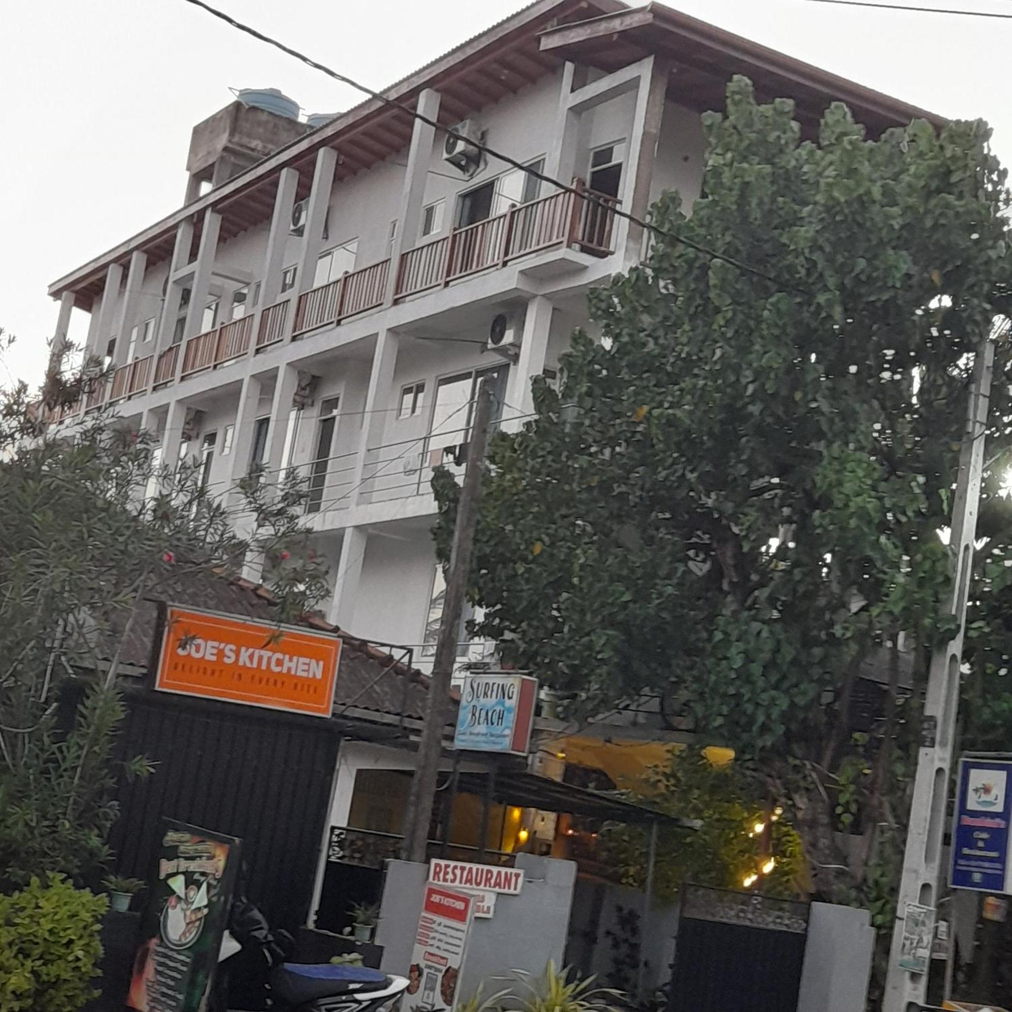 Hotel Remember Hikkaduwa Extérieur photo